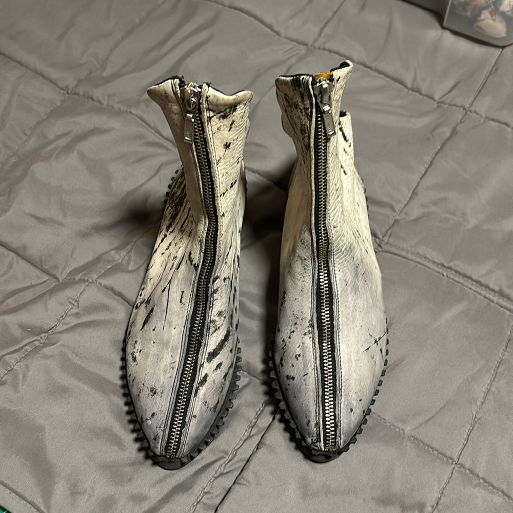 Very unique boots